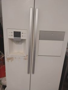 یخچال ساید بای ساید پوسیده و قر شده قبل از ترمیم